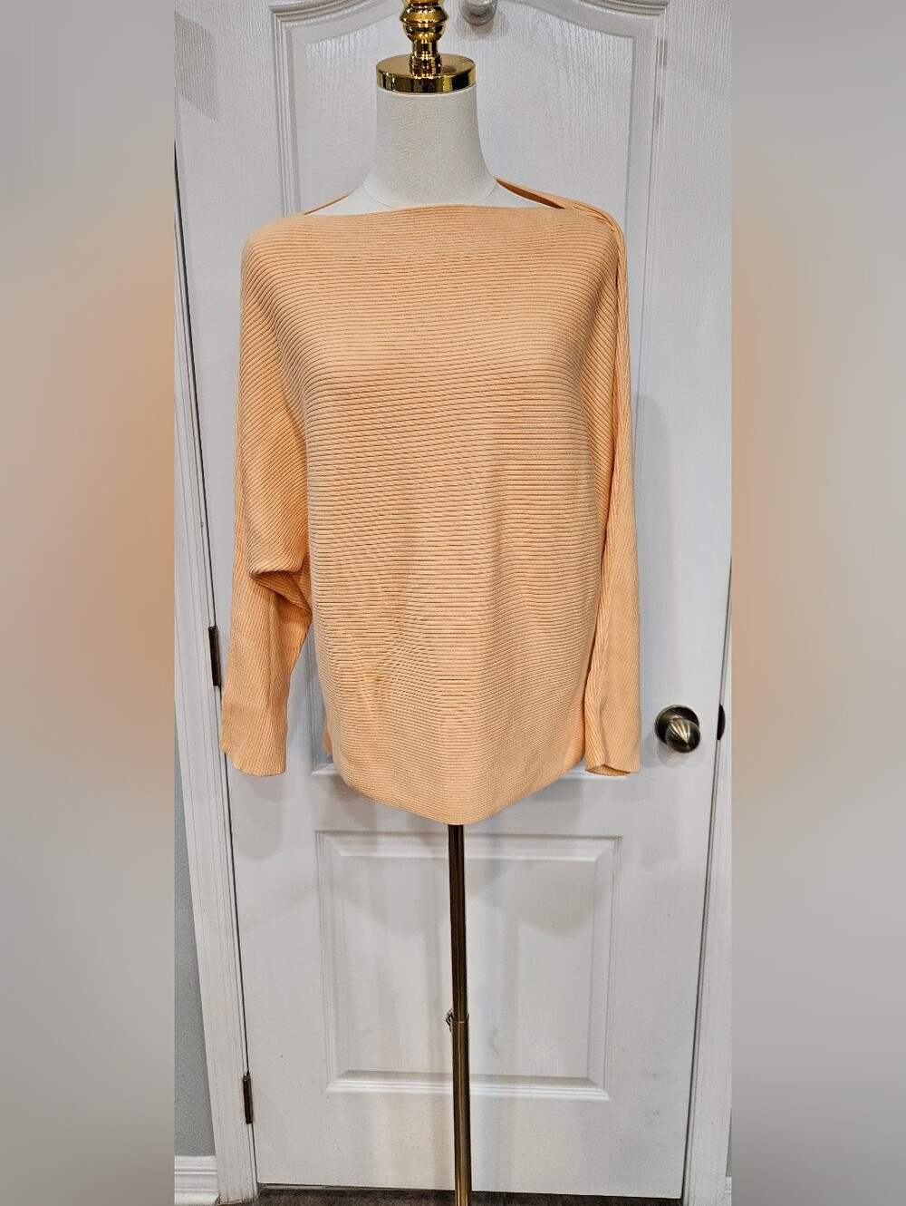 CeCe Ribbed Long-Sleeve Top in Peach